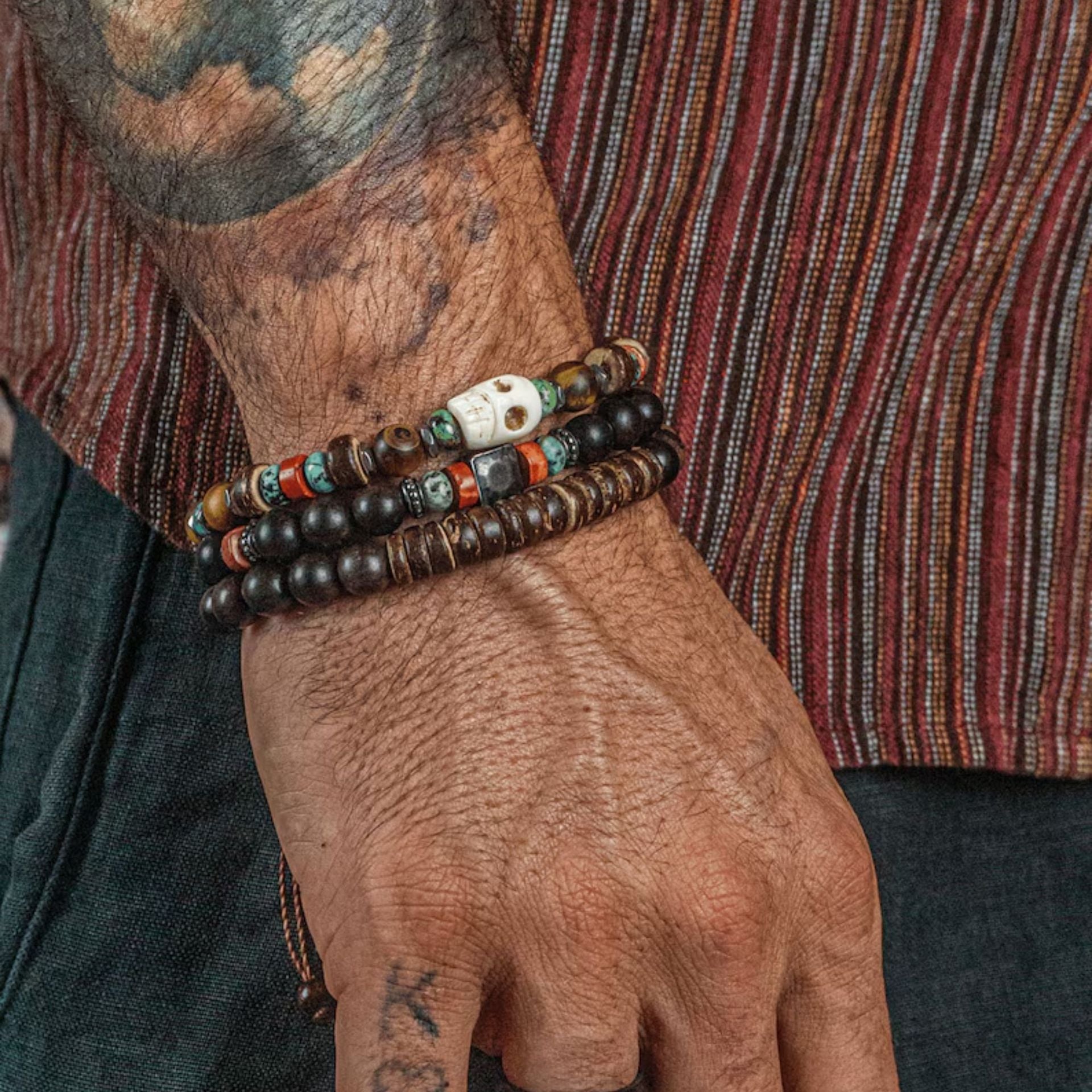 Wholesale Skull Retro Style Turquoise Wood Beads Coconut Shell Bracelet